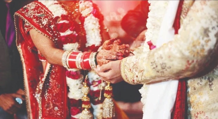 महाराष्ट्र के चंद्रपुर के गांव सुर्खियों में, कई सालों से प्रेम विवाह की परंपरा है यहां