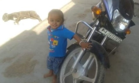 Rajasthan : घर के बाहर खड़ी बाइक चोरी, ग्रामीणों में डर का माहौल