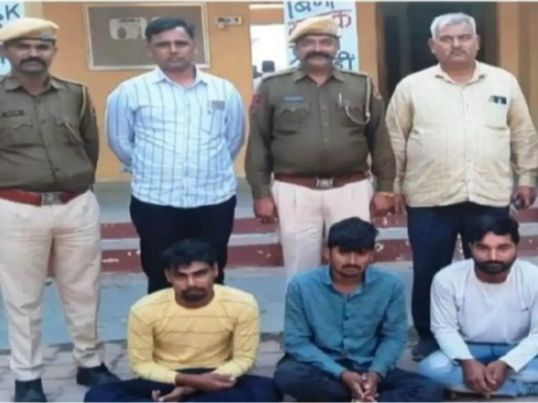 Rajasthan : ज्वेलरी शॉप में चोरी के तीन आरोपी चढ़े पुलिस के हत्थे