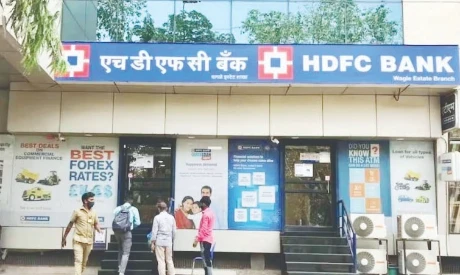 HDFC बैंक