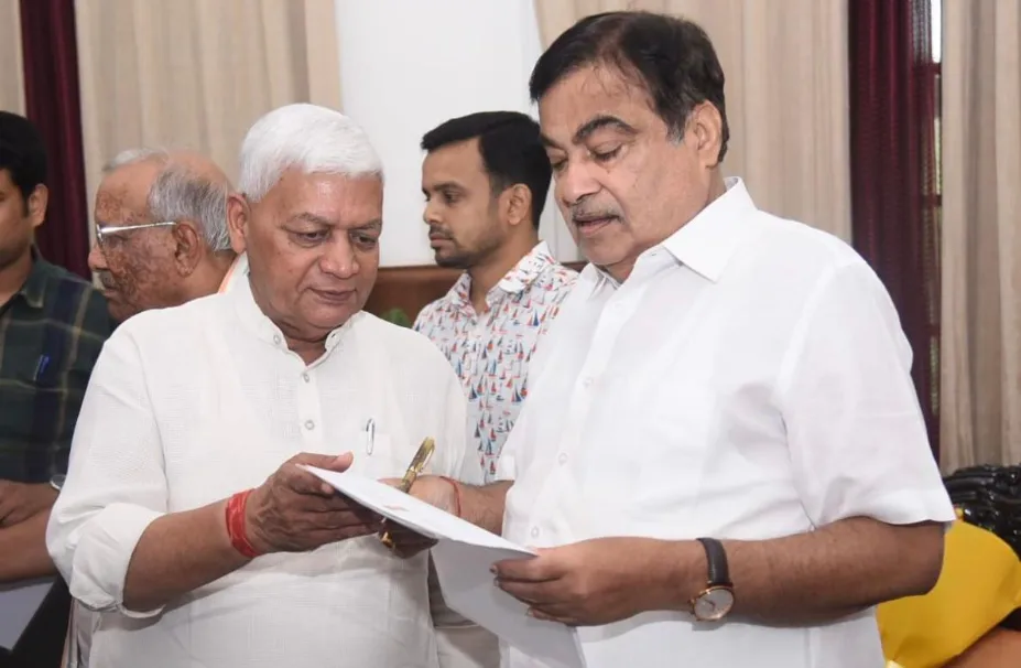 Bhilwara MP Damodar met Road Transport Minister Nitin Gadkari Delhi.