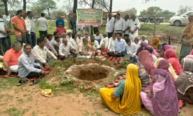 सोजत क्षेत्र के ग्राम बगड़ी नगर में सघन पौधारोपण के तहत 550 पौधे लगाए गए