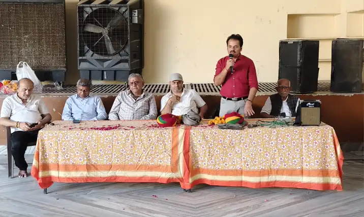 समाज को एक कड़ी में जोड़ने का अच्छा माध्यम है परिचय संगम - डॉ. दामोदर खत्री