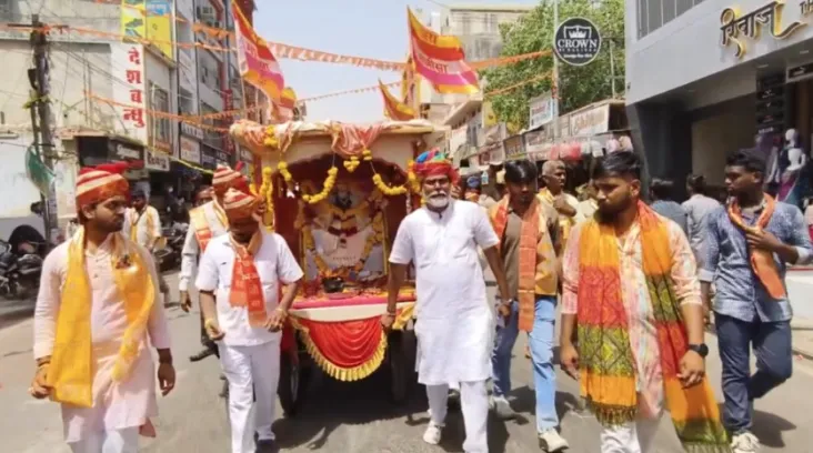 Barmer: माजीसा धाम त्रिदिवसीय प्रतिष्ठा महोत्सव का आगाज, शोभायात्रा में उमड़ा श्रद्धालुओं का सैलाब 2 माजीसा धाम