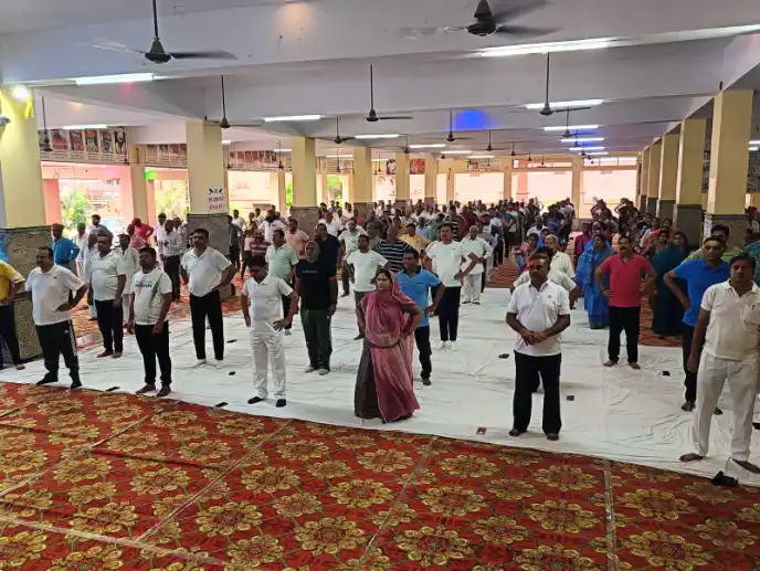 विधायक Shobha Chauhan ने दिलाई योग जागरूकता की शपथ