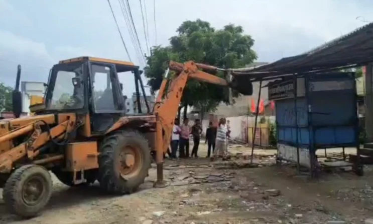 Bhilwara में नगर निगम ने हटाया अवैध अतिक्रमण, दोबारा कब्जे पर चेतावनी