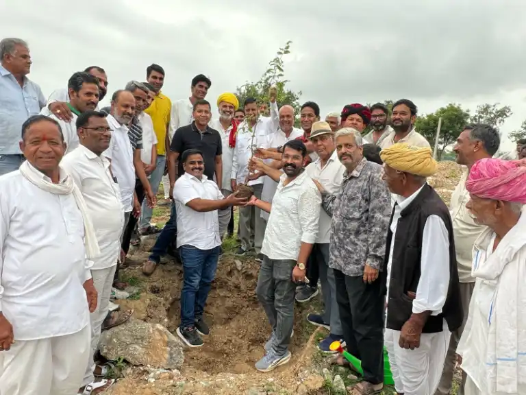 Rajsamand: गौशाला में मनाया पूर्व विधानसभाध्यक्ष डॉ. C. P. Joshi का जन्मदिन