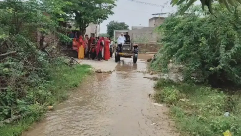 Pali के जलमग्न कॉलोनियों का विधायक ने किया निरीक्षण