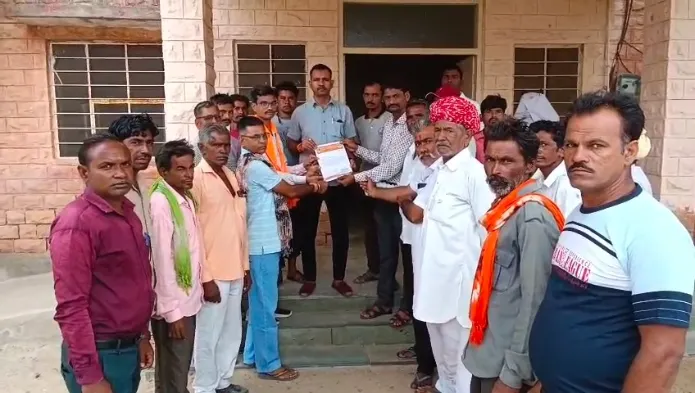 Pali: अरटिया गांव के ग्रामीणों ने उठाई कीचड़ की समस्या, SDM ने दिए तुरंत समाधान के निर्देश