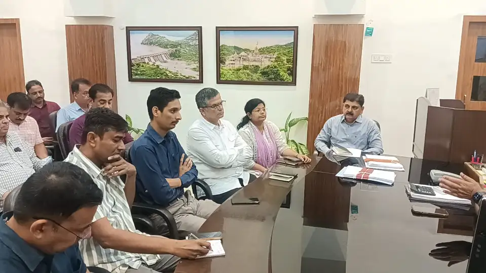 Pali में जलभराव से निपटने प्रशासन ने संभाला मोर्चा, अधिकारियों को सौंपे क्षेत्रवार दायित्वपाली