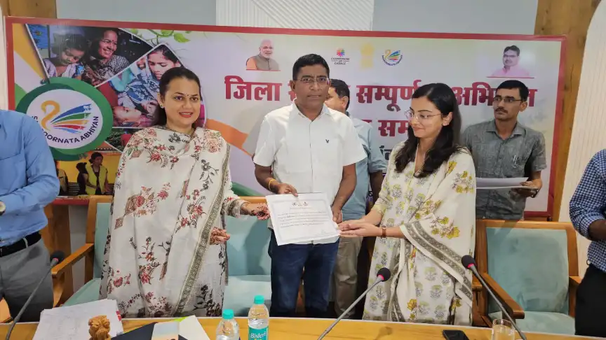 Barmer: आकांक्षी ब्लॉक में बेहतरीन कार्य करने वाले कार्मिकों का सम्मान