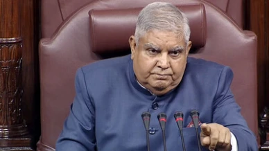 भारत के Vice President Jagdeep Dhankhar का अचानक इस्तीफा, क्या है असली वजह ?