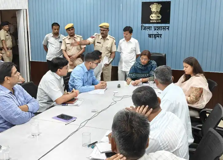 Barmer: जिला स्तरीय जन सुनवाई में संभागीय आयुक्त ने सुनी समस्याएं, दिए आवश्यक दिशा निर्देश