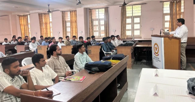 Rajsamand : "Shri Nathji Institute में 10 दिवसीय ओरिएंटेशन प्रोग्राम सफलतापूर्वक सम्पन्न" 4 WhatsApp Image 2025 09 05 at 5