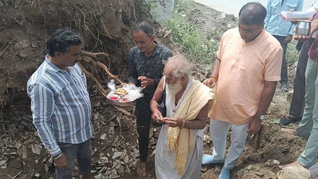 Rajsamand : संत सान्निध्य में हुआ बामन टुकड़ा गौशाला का भूमि पूजन 3 WhatsApp Image 2025 09 12 at 2 1