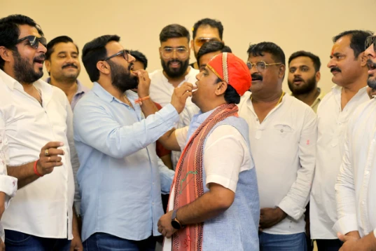 Rajsamand : Vipra Foundation ने नाथद्वारा में मनाया भाजपा जिलाध्यक्ष पालीवाल का जन्मदिन 3 WhatsApp Image 2025 09 18 at 5 2