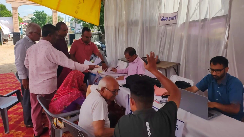 Rajasamand : शहरी सेवा शिविर का आयोजन सीनियर सेकेंडरी स्कूल में किया गया 4 WhatsApp Image 2025 09 27 at 6 3