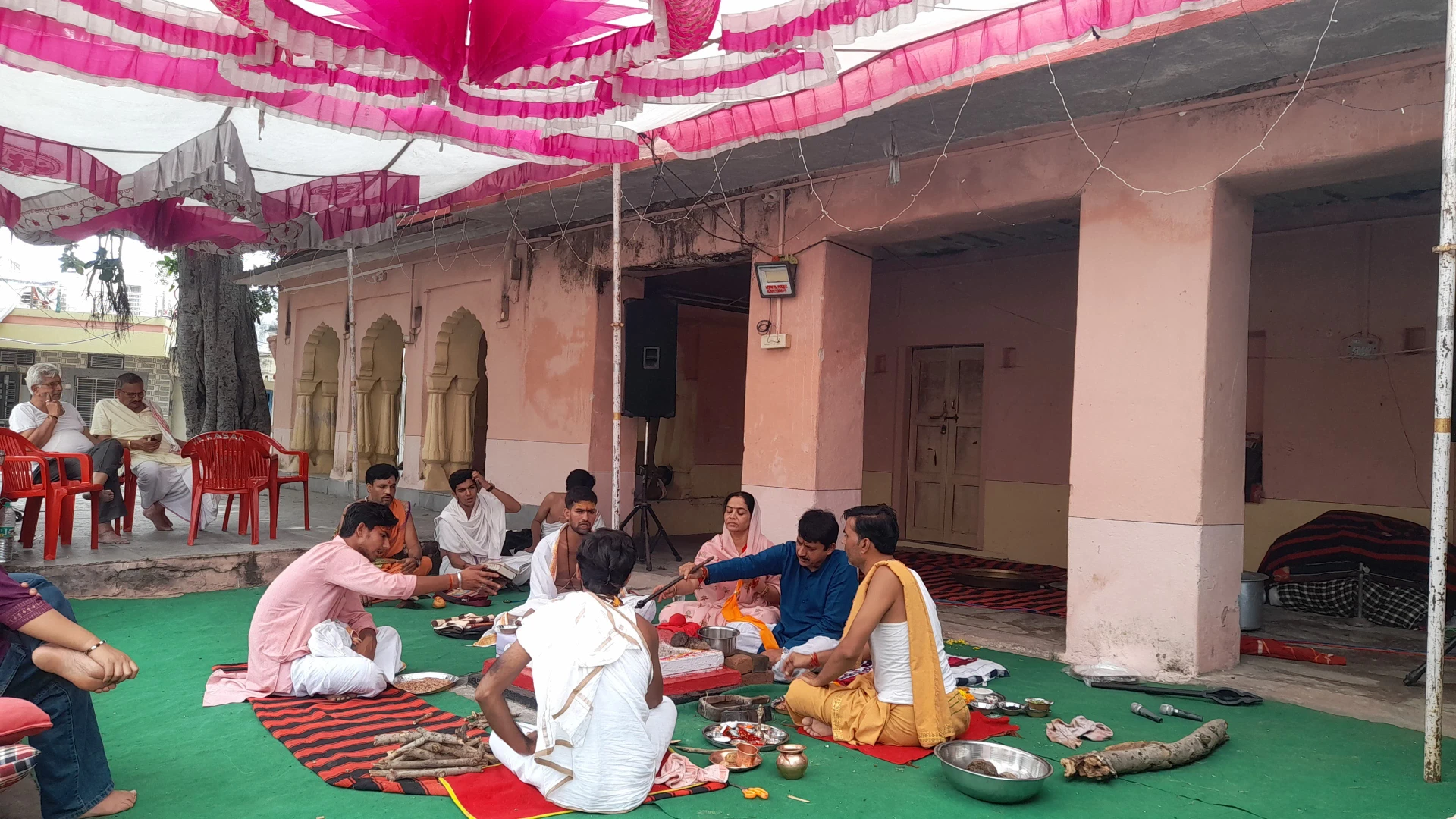 Rajsamand : कसार खेड़ा देवी मंदिर पर चल रहे अनुष्ठान का कल हवन यज्ञ की पूर्णाहुति के साथ कार्यक्रम होगा संपन्न 3 WhatsApp Image 2025 09 30 at 4