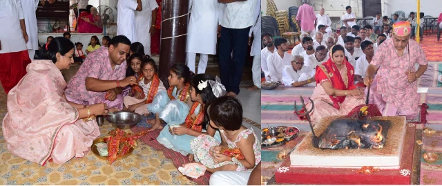 Bhilwara : श्री बाबाधाम पर नवरात्री की पूर्णाहुति, 1008 कन्याओं के पैर धोेकर किया पूजन, तिलक लगाकर ओढ़ाई चुनरी 4 WhatsApp Image 2025 10 01 at 6 2