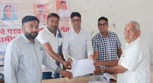 Rajasamand : तीन दशक बाद मिला अधिकार, ग्रामीण सेवा शिविर बना समाधान का माध्यम 4 WhatsApp Image 2025 10 03 at 6