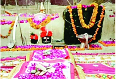 Bhilwara : श्वांस रोगियों के लिए खीर में दवा का निःशुल्क वितरण 6 अक्टूबर तक 4 WhatsApp Image 2025 10 04 at 5
