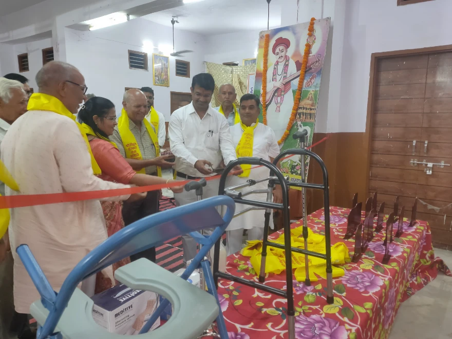 Bhilwara : श्री विट्ठल संस्कार सेवा समिति ने की चिकित्सा उपकरण बैंक की स्थापना 6 WhatsApp Image 2025 10 14 at 1