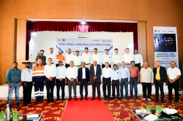Rajsamand हिन्दुस्तान जिंक को इंट्रा जोनल माइन रेस्क्यू प्रतियोगिता 2025 में सुरक्षा में सर्वोच्च स्थान 8 WhatsApp Image 2025 10 14 at 5 3