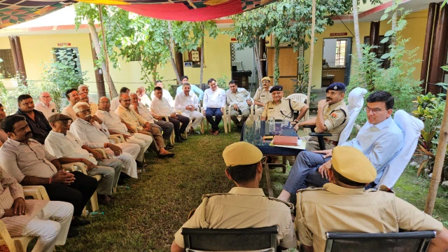 Bhinmal : अपराधी की कोई जाति-धर्म नहीं, सोशल मीडिया की अफवाहों से रहें सतर्क - एसपी इंदौलिया 20 WhatsApp Image 2025 10 16 at 3