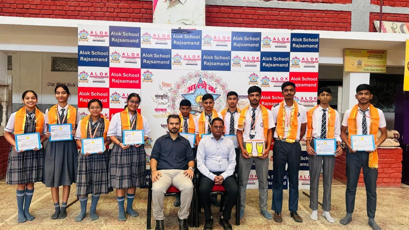 Rajsamand : Alok School के कक्षा 12 के छात्र सुमित सालवी का एथलेटिक्स में राज्य स्तर पर चयन 12 WhatsApp Image 2025 10 16 at 5 1
