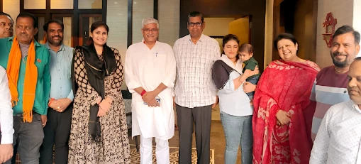 Rajsamand : केंद्रीय मंत्री गजेंद्र सिंह शेखावत ने MLA Deepti Kiran Maheshwari से शिष्टाचार भेंट की 10 WhatsApp Image 2025 10 16 at 6 3