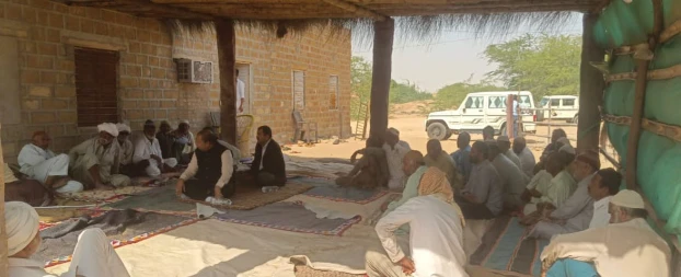 Jaisalmer : बस दुखान्तिका के पीडित परिजनों से मिलने पहुंचे जिला विधिक सेवा प्राधिकरण के सचिव तालेपा 10 WhatsApp Image 2025 10 29 at 6 4