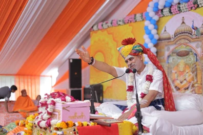 Rajasamand : समय रहते भजन कर लो, बुढ़ापे का पता नहीं: Pandit Shastri 7 WhatsApp Image 2025 10 30 at 5