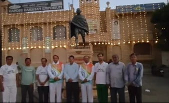 Jaisalmer : महात्मा गांधी के सत्य, अहिंसा, प्रेम और सद्भावना का संदेश घर घर पहुंचाने के उद्देश्य से प्रभात फेरी शुरु 2 WhatsApp Image 2025 11 03 at 11