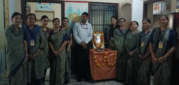 Rajasamand : नौगामा विद्यालय में गुरु नानक जयंती धूमधाम से मनाई गई 2 WhatsApp Image 2025 11 04 at 4 1